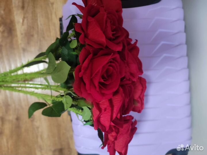 Искусственные цветы розы