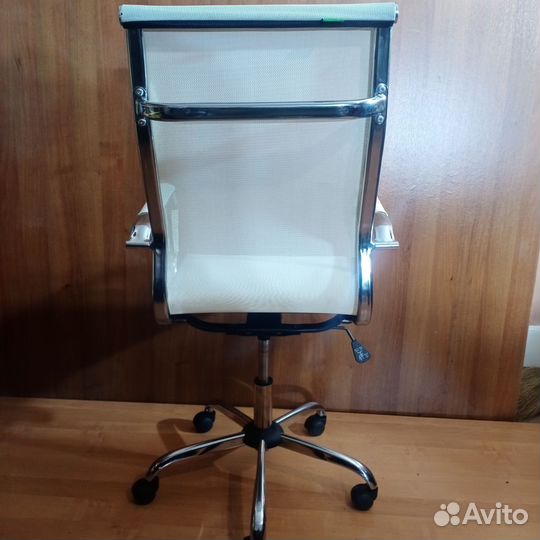 Компьютерное кресло