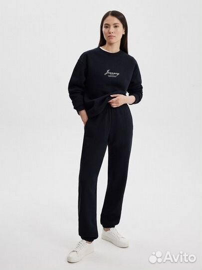 Свитшот Zarina