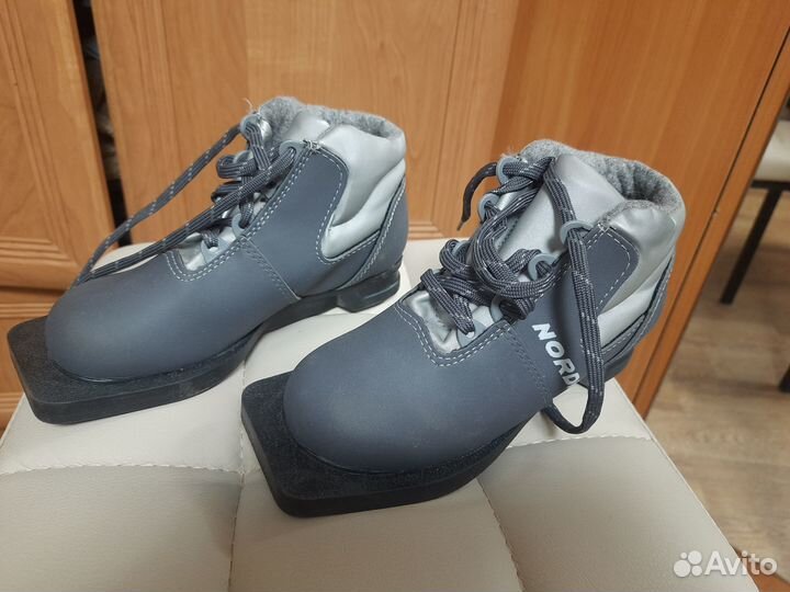 Лыжные ботинки детские 31