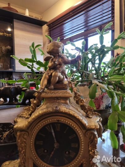 Часы настольные, бронза 19 век Франция