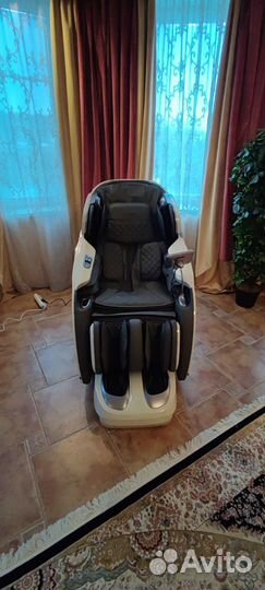 Массажное кресло SkyLiner 2 от Casada