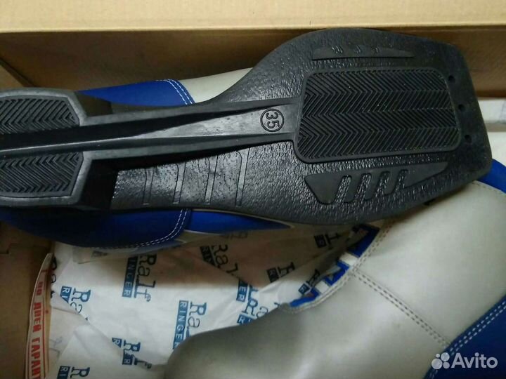 Лыжные ботинки