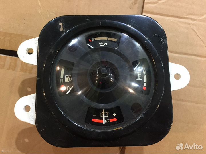 Комбинация приборов Волга газ 2410,Чайка газ-14