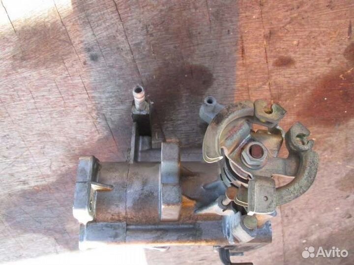 Дроссельная заслонка Toyota Mark Ii GX100 1G-FE