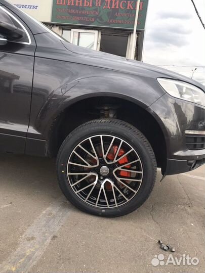 R20 Royal Black Royal Explorer 275/45, PCD 5x130 DIA 71.1