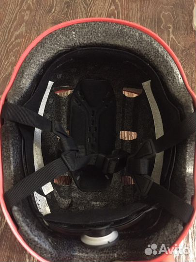 Шлем для роликов, скейта, трюкового самоката