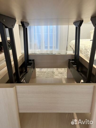 Журнальный стол-трансформер Орнета