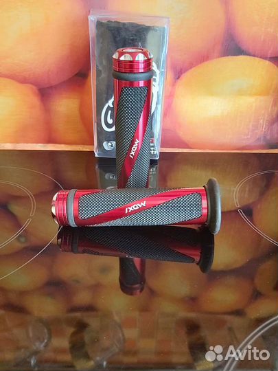 Грипсы для мотоцикла.новые