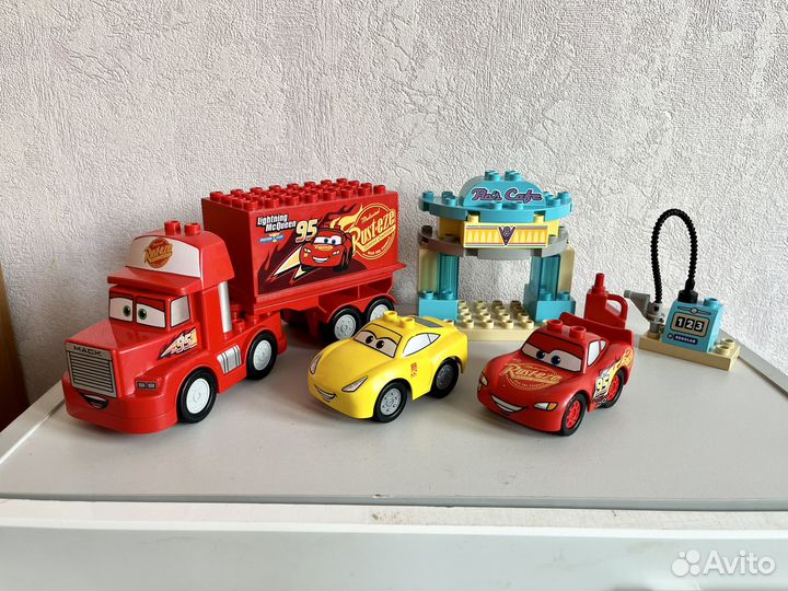 Лего Дупло 10846 Кафе Фло. Дисней тачки макквин