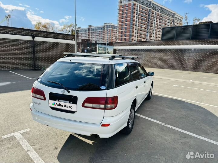 Nissan Expert 1.8 AT, 2001, 185 000 км
