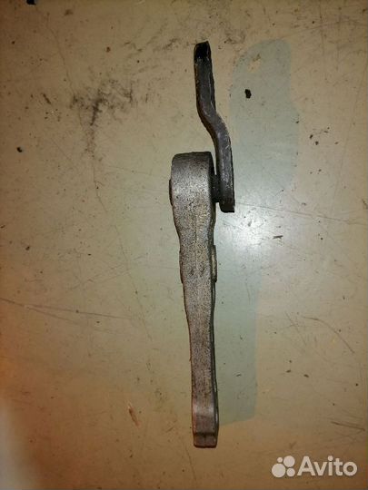 Опора двигателя (подушка двс) правая 3C0199855 Vol