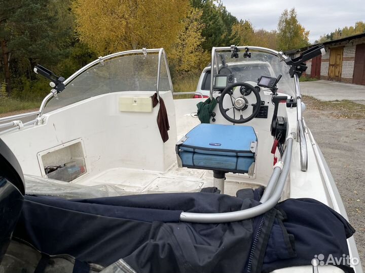 Продам лодку Стрелка-М open с Меркури-80 EFI