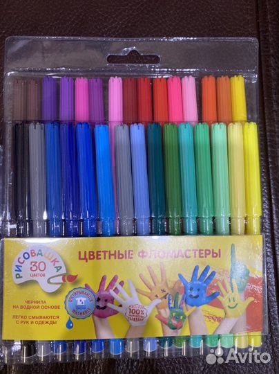Фломастеры, блокноты