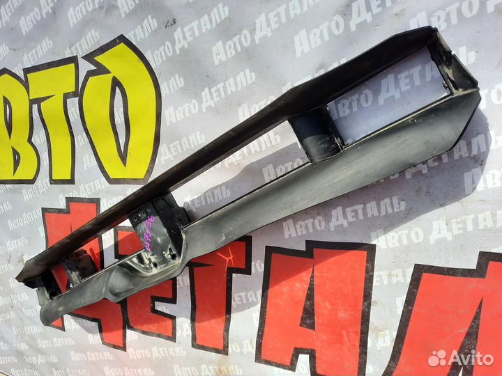 Дефлектор радиатора нижний BMW X5 G05 2018