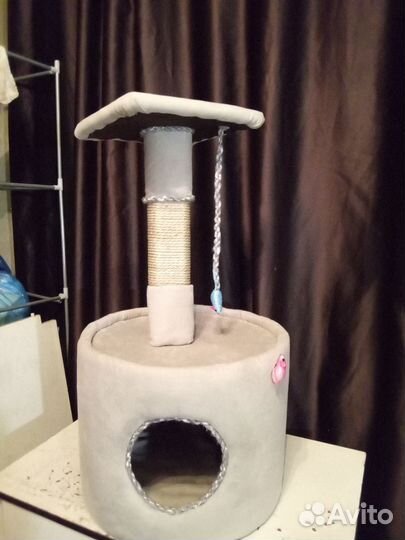 Домик для кошки с когтеточкой