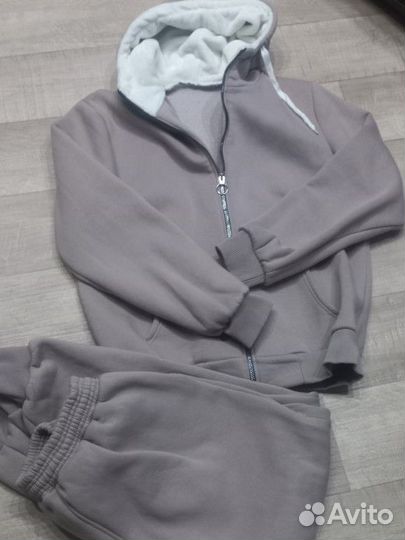 Женские вещи 44,46,48,54