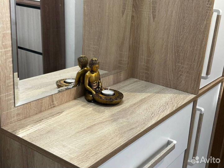 Обувница с зеркалом