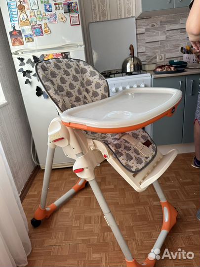 Стульчик для кормления