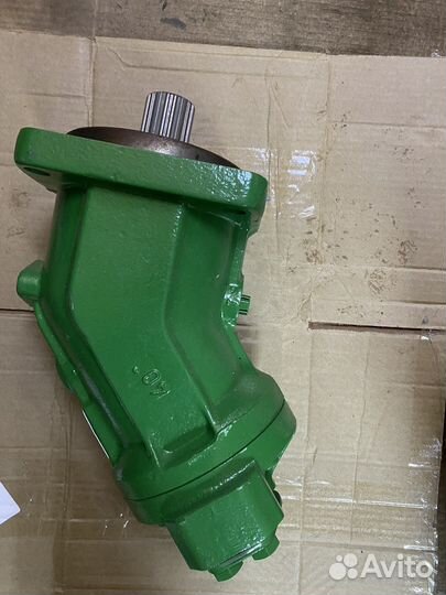 Джон Дир AXE19865 гидромотор 8300 John Deere