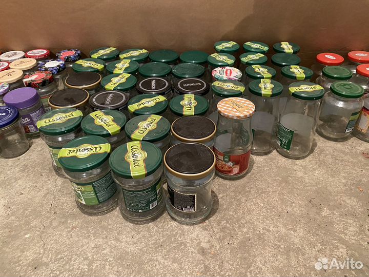 Банки с крышками чистые