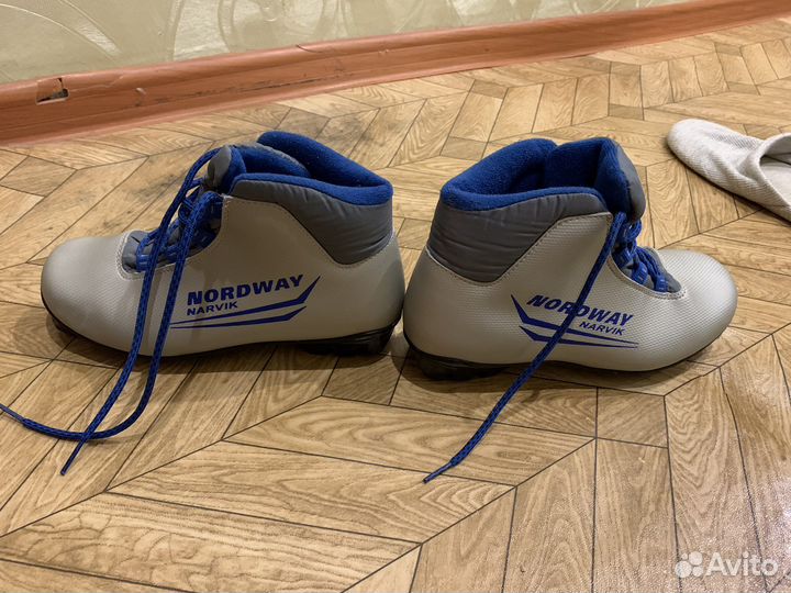 Лыжные ботинки детские 37