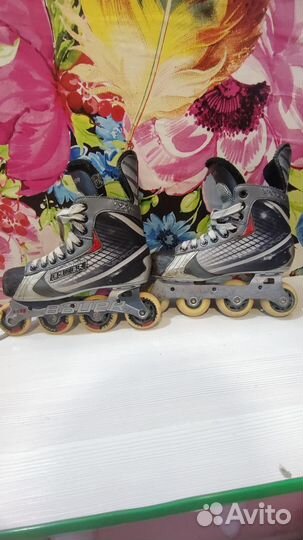 Хоккейный ролики