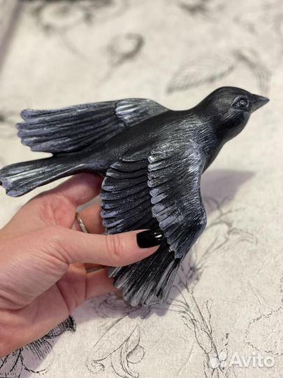 Гипсовая птица. Декор для дома