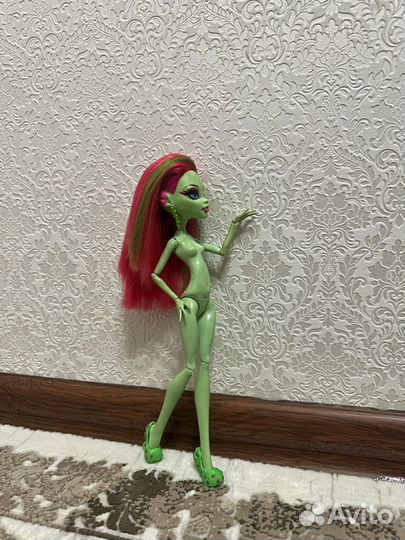 Кукла монстер хай