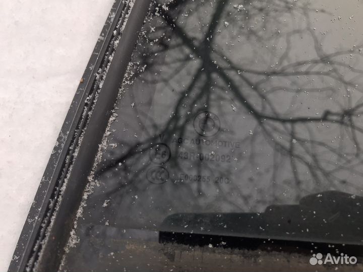 Форточка задняя левая BMW 5 G30 F90 2018