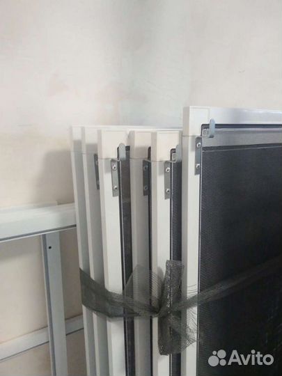 Москитные сетки белые, серые, коричневые