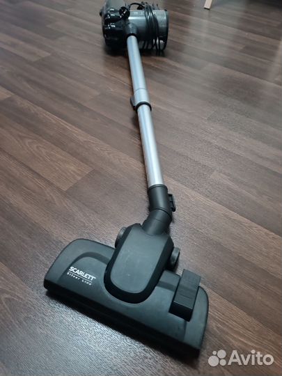 Пылесос Scarlett SC-VC80H01, черный