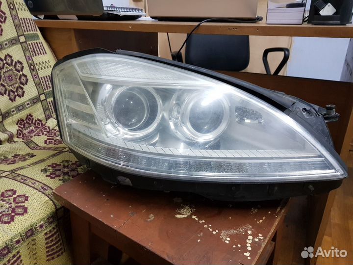 Фара правая для Mercedes S-class W221