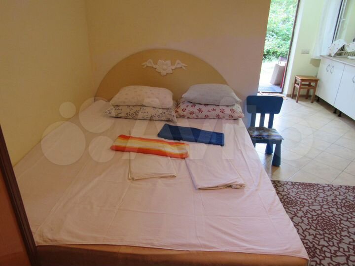 Комната 27 м² в 1-к., 1/3 эт.