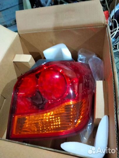 Фара задняя правая mitsubishi asx