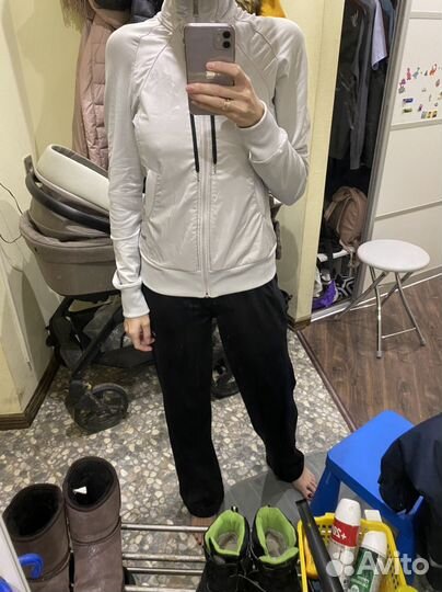 Спортивный костюм женский