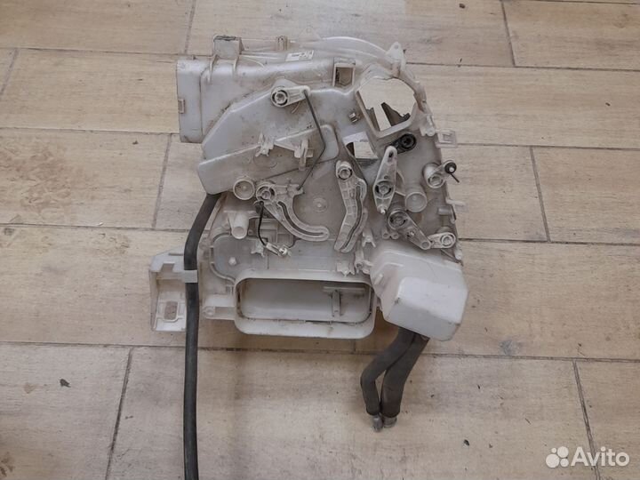 Корпус отопителя Mitsubishi Pajero 3