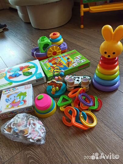 Развивающие игрушки книги