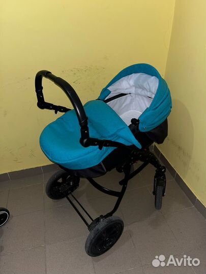 Коляска-люлька всесезонная Smile Line Serenade