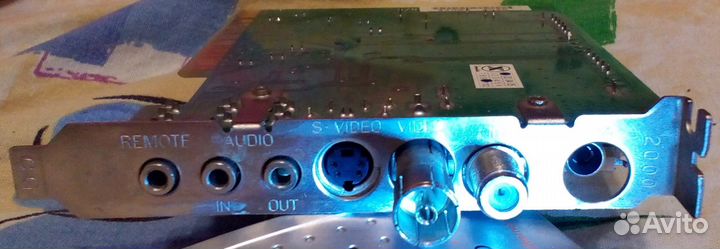 Тв-тюнер AVerMedia AverTV Studio 203 (M168-U)