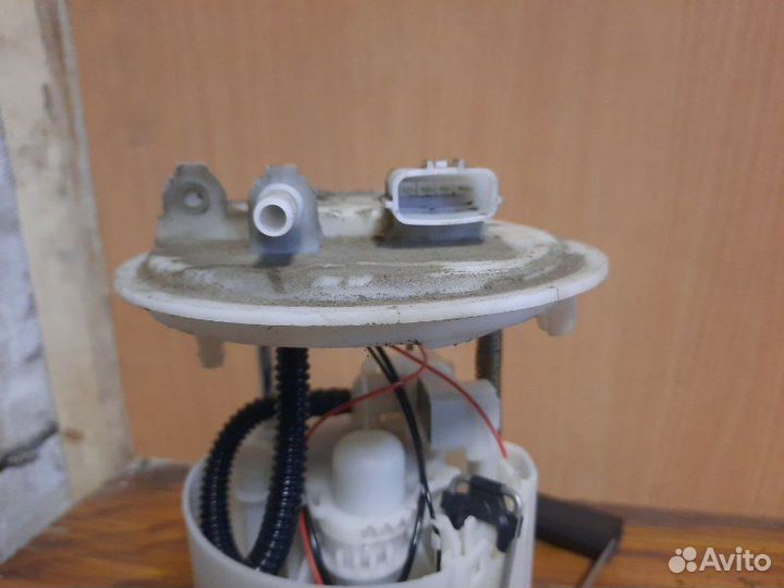 Топливный насос (бензонасос) Renault Fluence седан