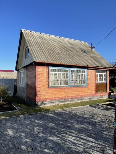 Дача 32 м² на участке 9 сот.