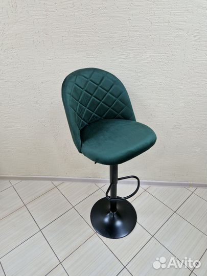 Стул барный мастера вращающийся