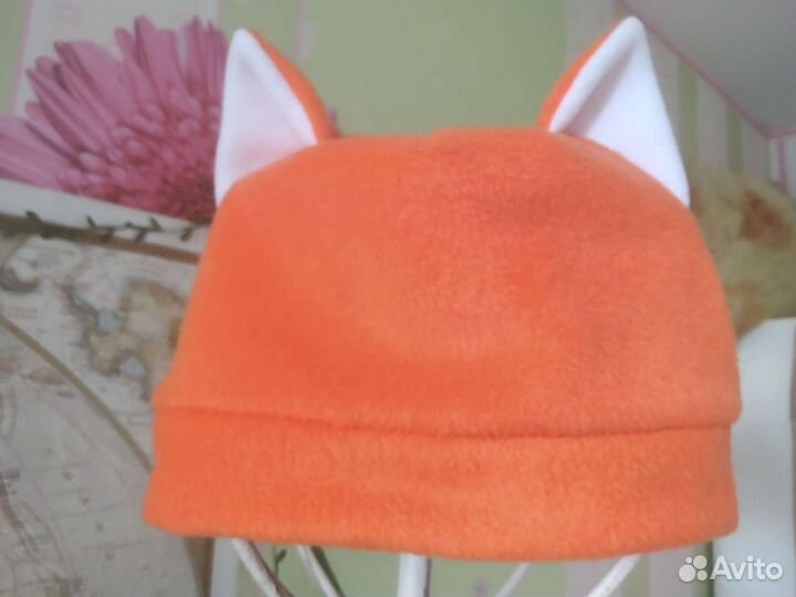 Шапки флисовые с ушками: чёрная и оранжевая