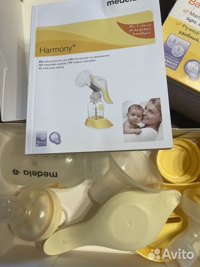 Молокоотсос ручной Medela Harmony