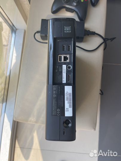 Xbox 360 E на запчасти