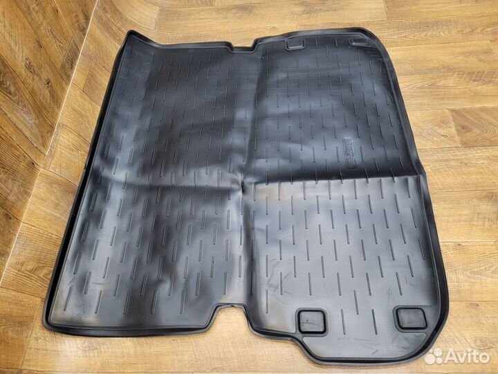 Коврик в багажник Nissan Pathfinder (2014-2020)