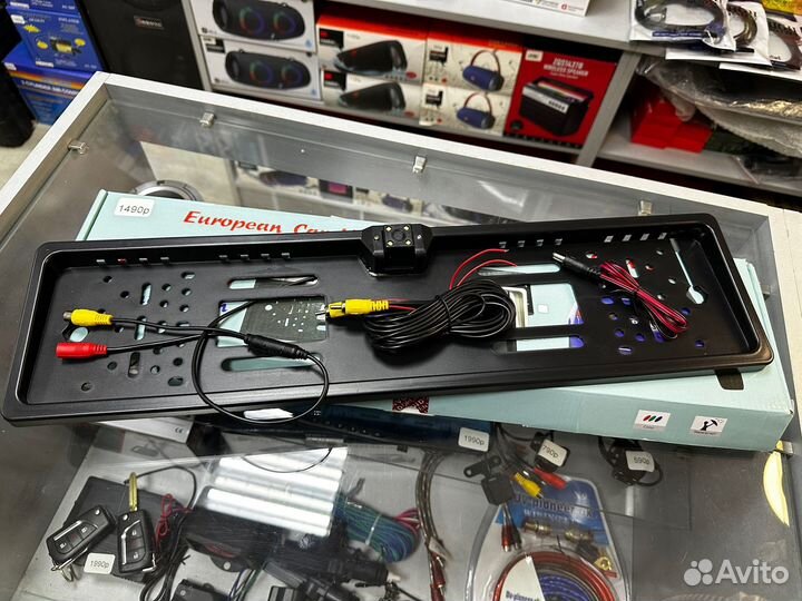 Камера заднего вида в номерной рамке