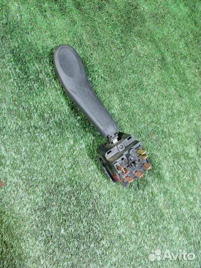 Переключатель поворотов LADA Kalina