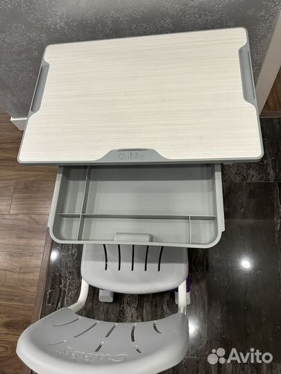 Растущая детская парта и стул